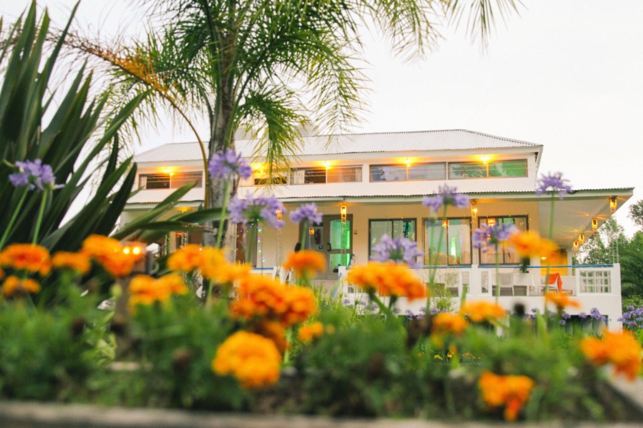 Peter Flanders Guest house *