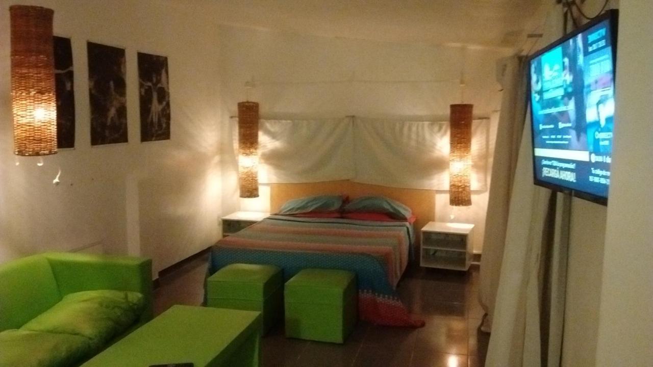 Peter Flanders Guest house *